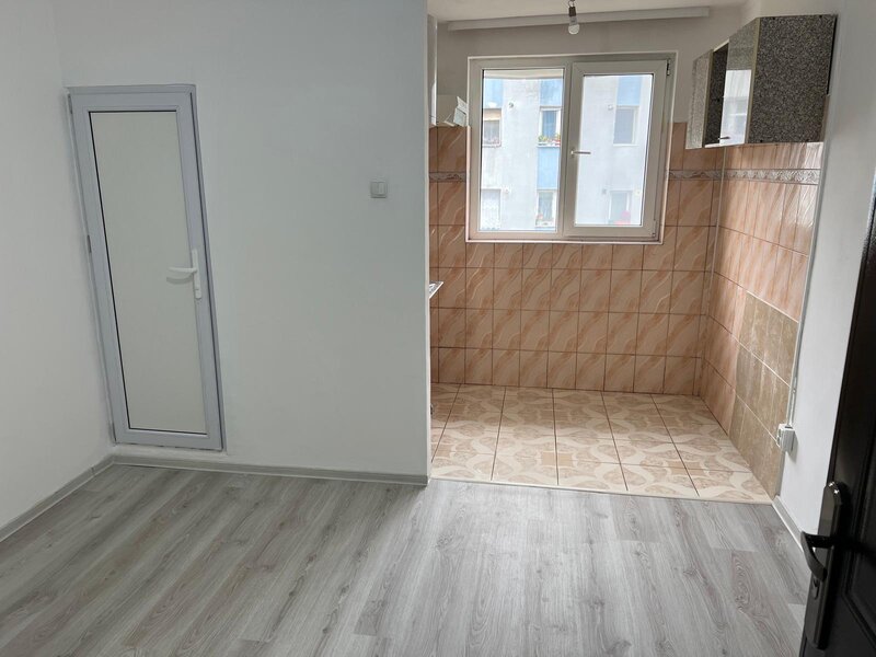 Complex Salaj, Tunsu Petre,