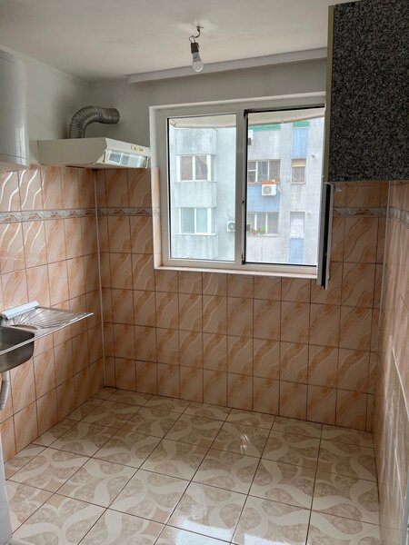 Complex Salaj, Tunsu Petre,